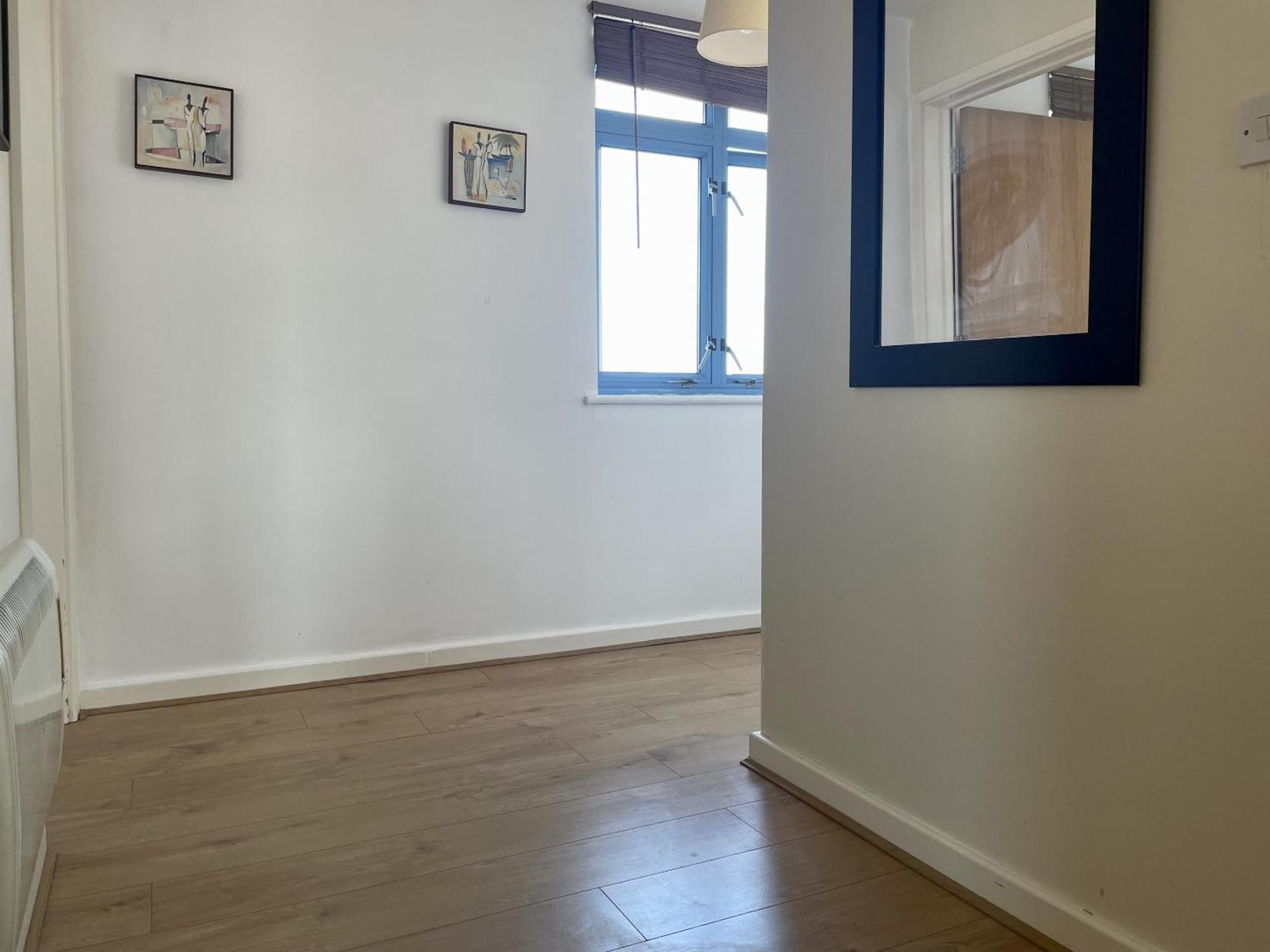 Hk Life Serviced Apartment , City Centre 史云顿 外观 照片