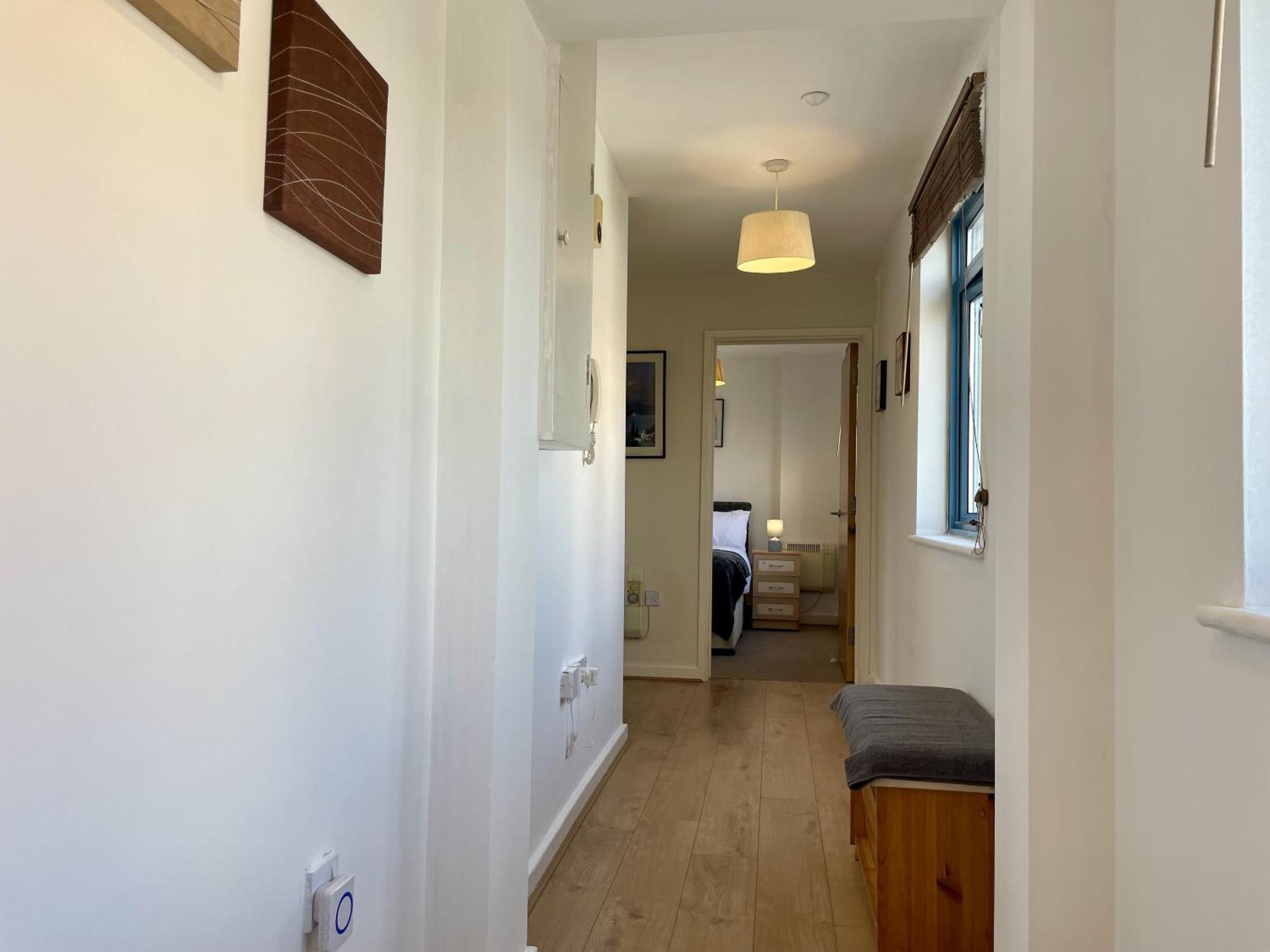 Hk Life Serviced Apartment , City Centre 史云顿 外观 照片