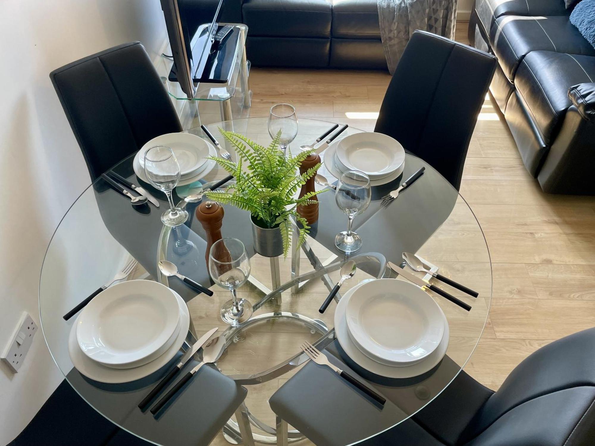 Hk Life Serviced Apartment , City Centre 史云顿 外观 照片